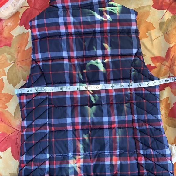 NWOT-Tommy Hilfiger Navy Red Plaid Puff Quilted Zipper Vest S - Picture 7 of 9